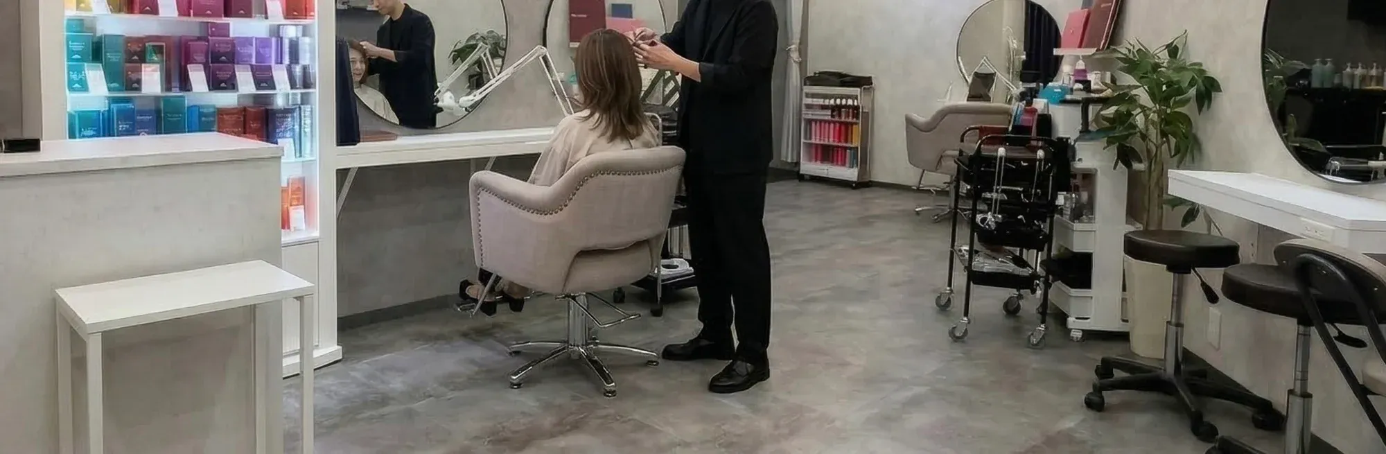 ADA Hair Salon 店内